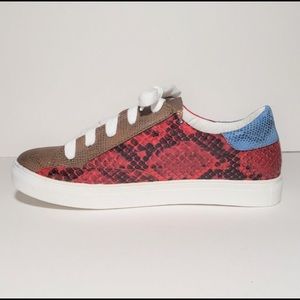 Red Snake Skin Texture Lace Up Sneakers Size 10